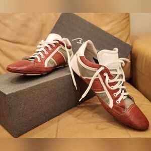 Bacco Bucci Red and White Sneakers Retro-Inspired Design